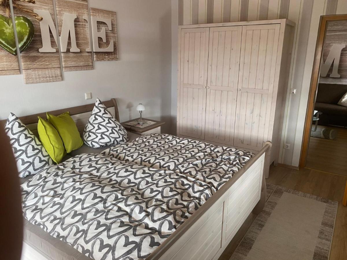 Ferienwohnung „Thea“ باد لاوزيك المظهر الخارجي الصورة