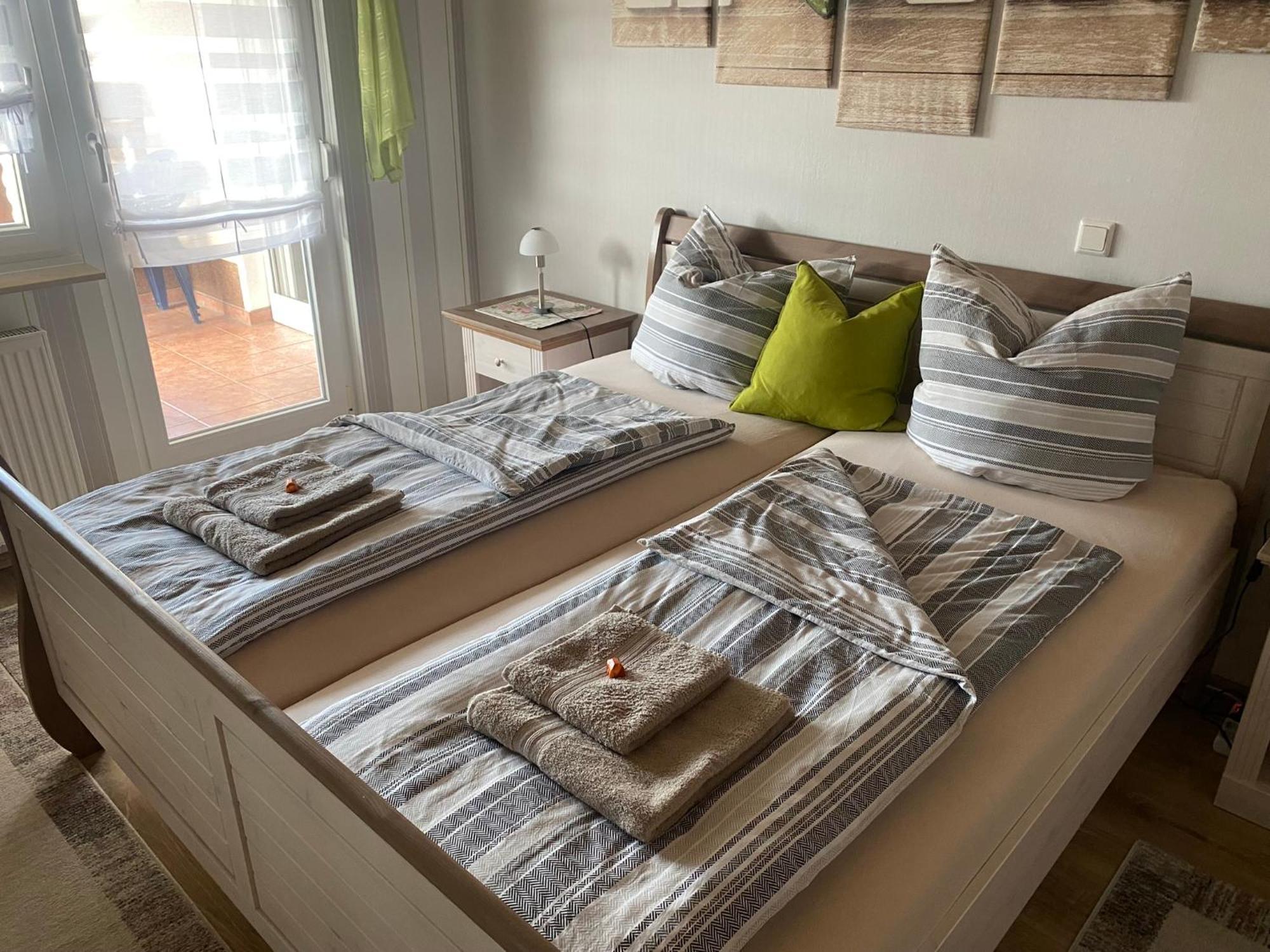 Ferienwohnung „Thea“ باد لاوزيك المظهر الخارجي الصورة